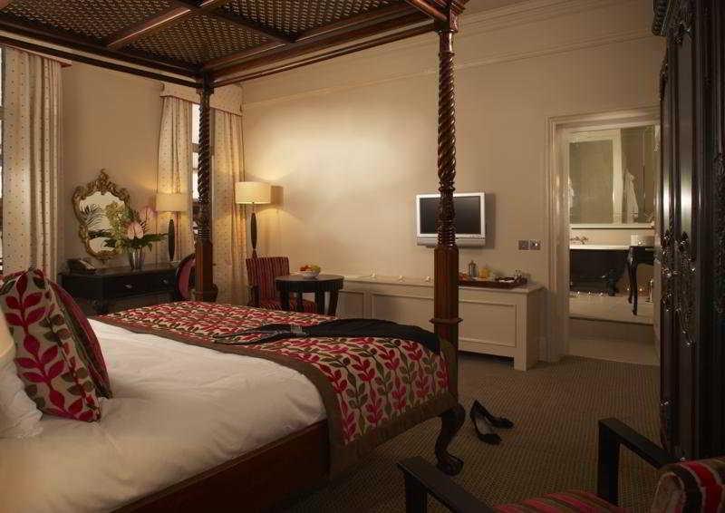 Clarion Collection Harte & Garter Hotel & Spa Windsor Room photo