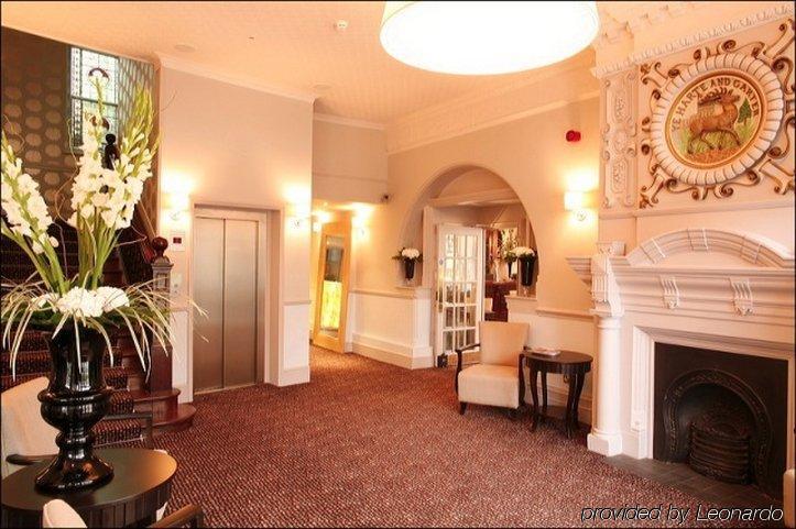 Clarion Collection Harte & Garter Hotel & Spa Windsor Interior photo