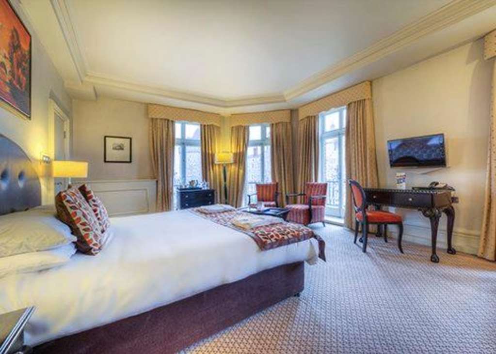 Clarion Collection Harte & Garter Hotel & Spa Windsor Room photo